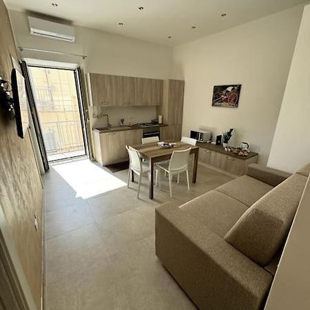 Sopra Palermo Apartment มอนเรอาเล ภายนอก รูปภาพ