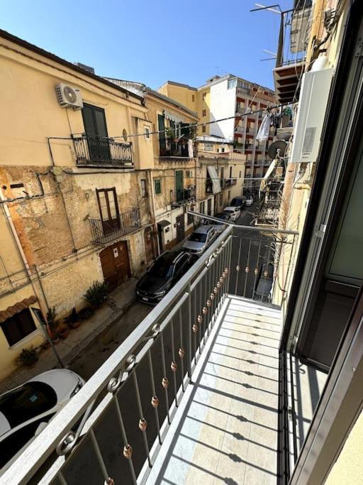 Sopra Palermo Apartment มอนเรอาเล ภายนอก รูปภาพ