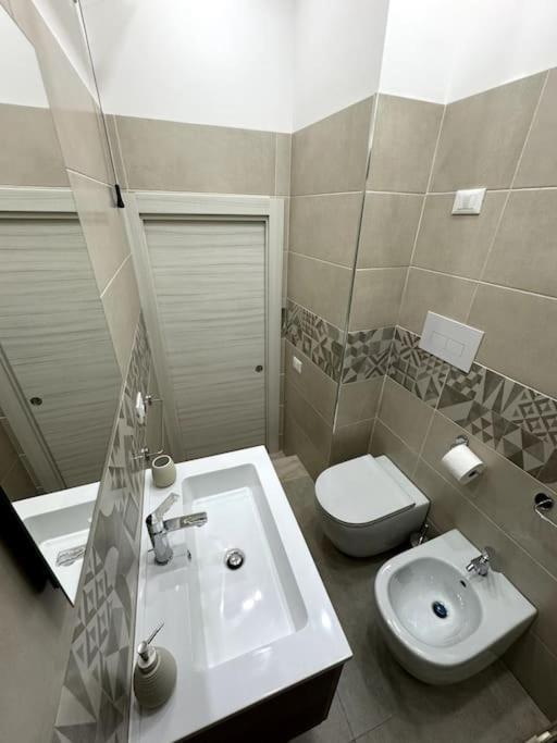 Sopra Palermo Apartment มอนเรอาเล ภายนอก รูปภาพ